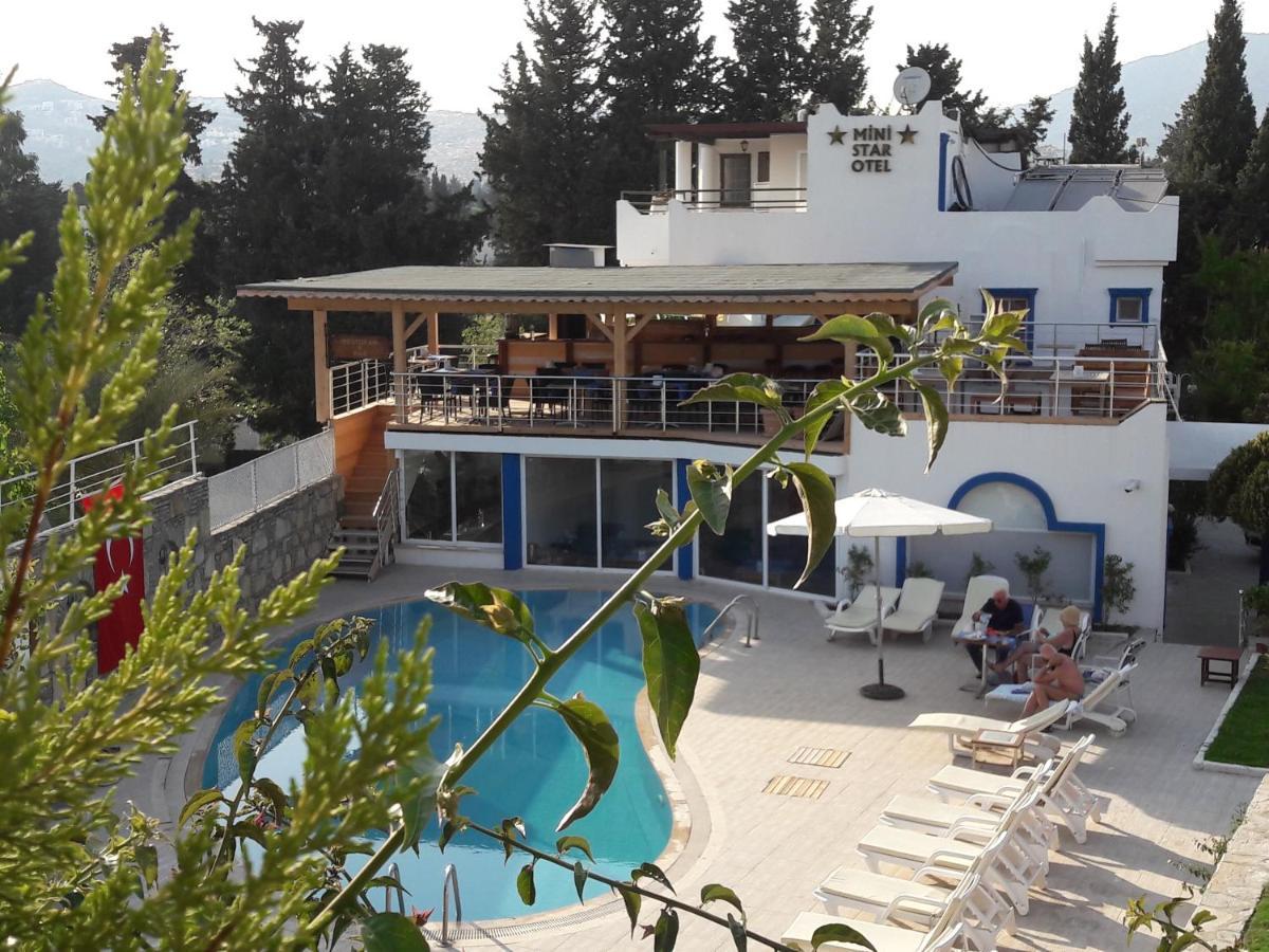 Mini Star Hotel Bitez Kültér fotó