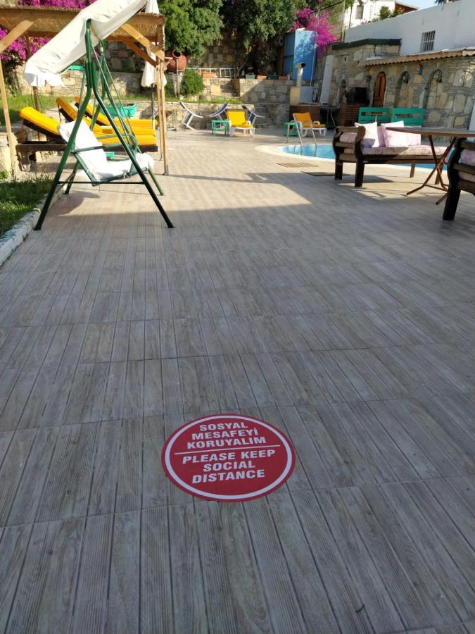Mini Star Hotel Bitez Kültér fotó